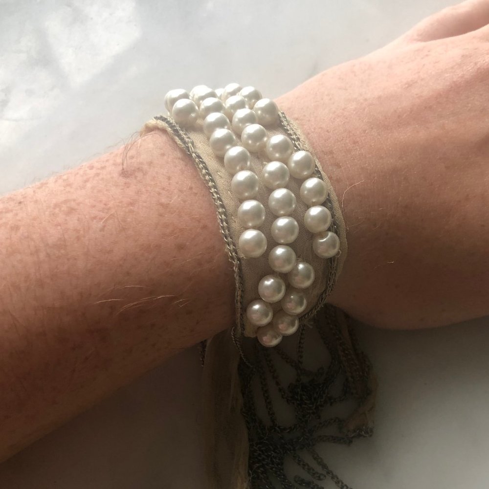 Free People chain+pearl tie bracelet